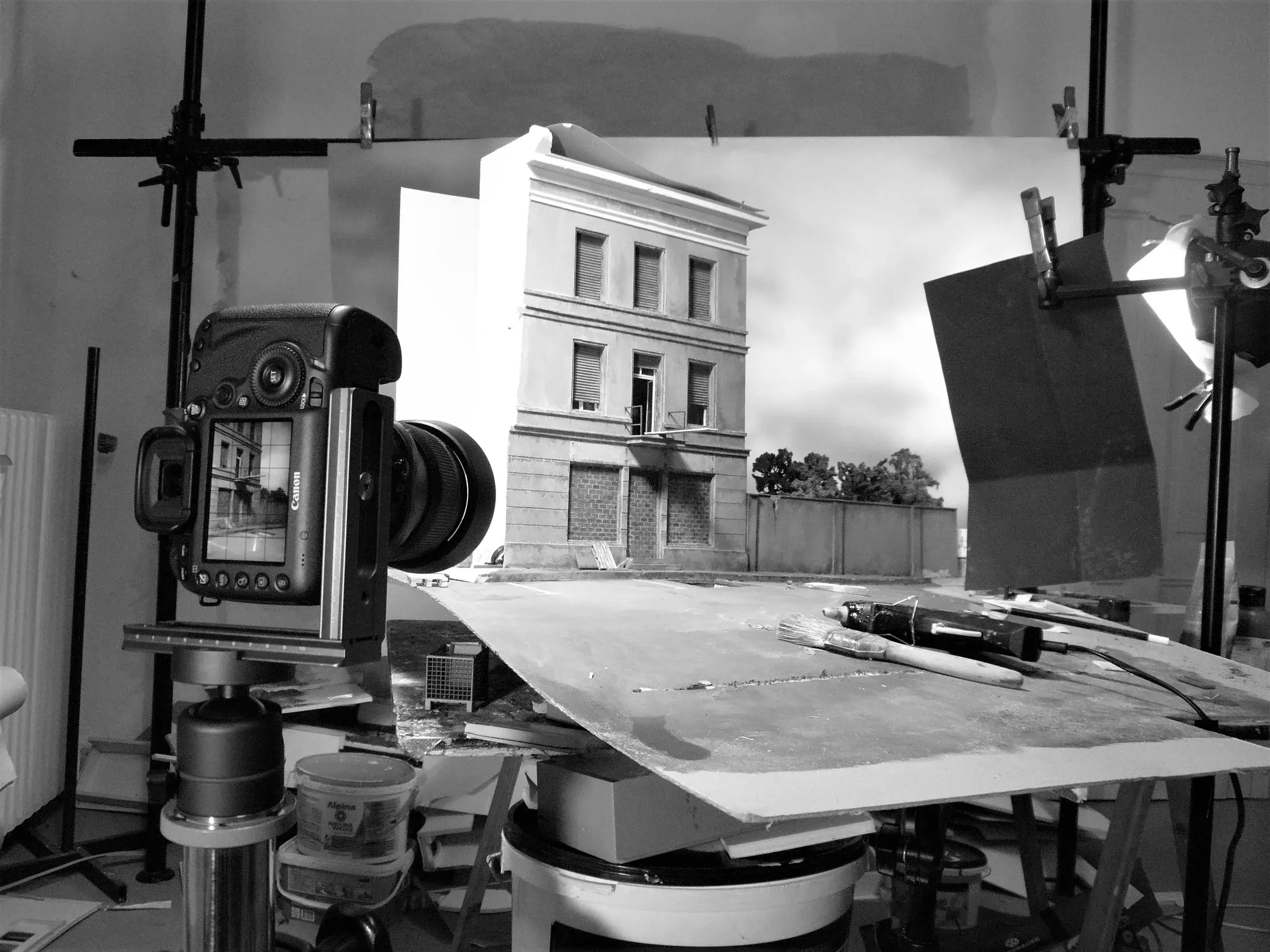 Maquette en cours de construction dans l'atelier de Frank Kunert