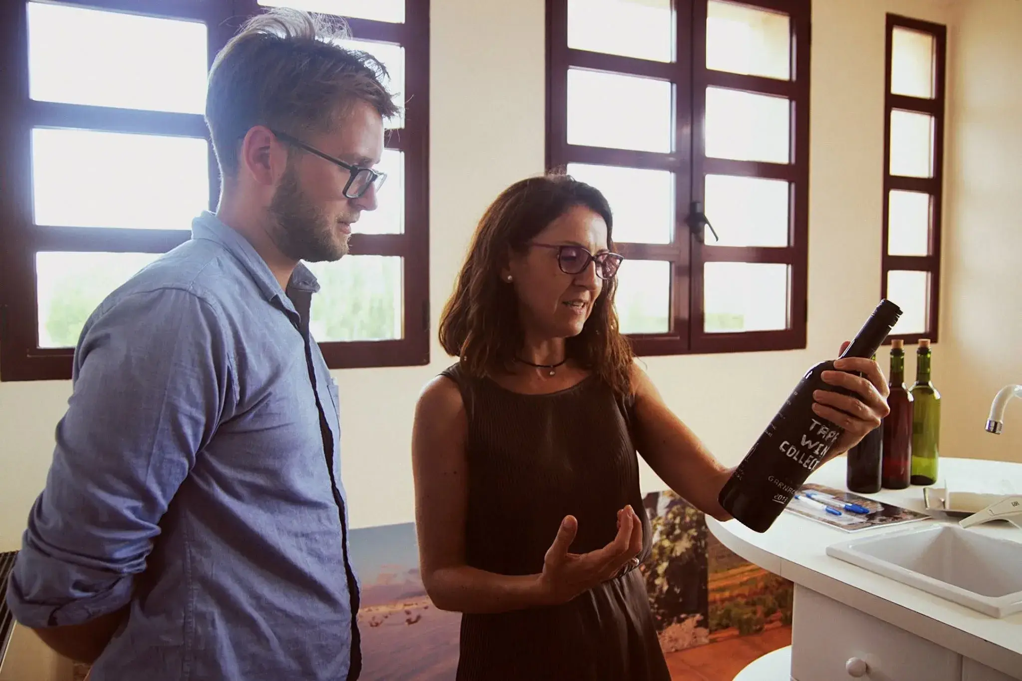 Visuel de lancement du Wine Design Exchange d'andstudio